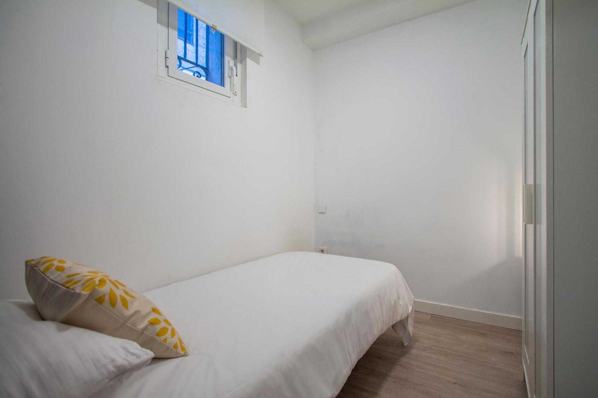 Apartamentos Tetuan Sandino Madrid Exterior foto