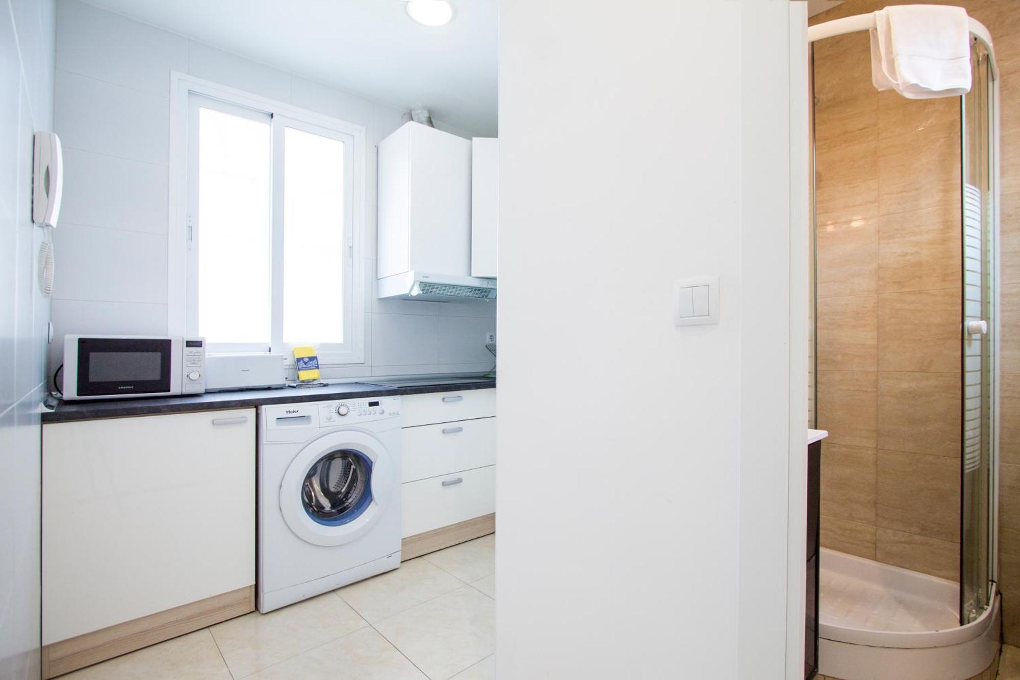 Apartamentos Tetuan Sandino Madrid Exterior foto